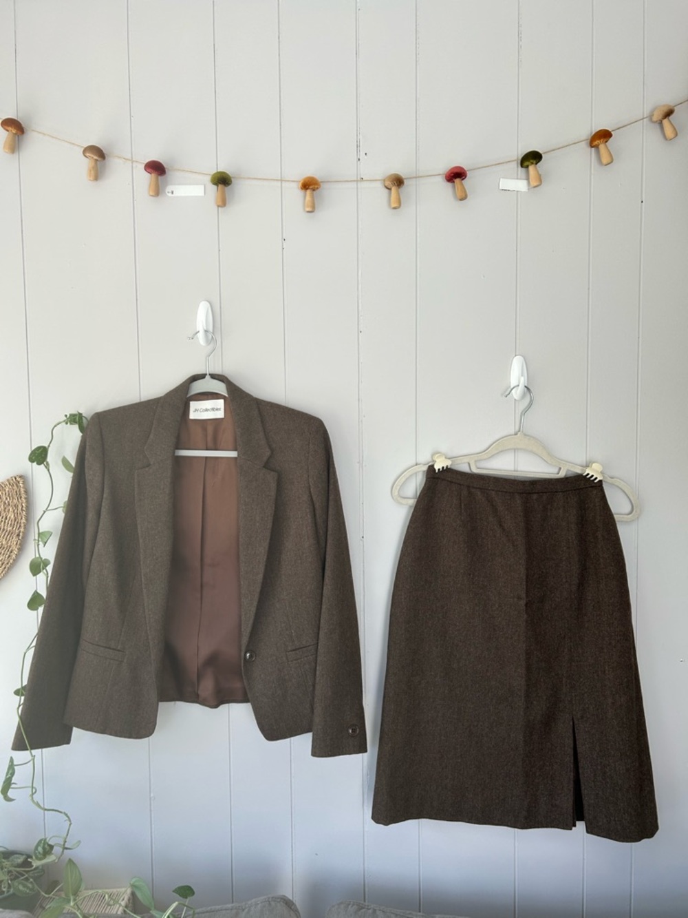Vintage JH Collectibles Brown Wool Blend Blazer and Skirt Suit Set 2-pc 90s